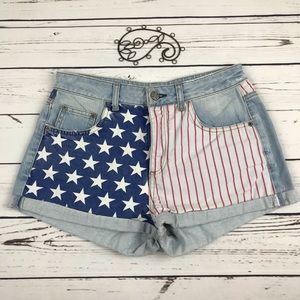 TOPSHOP MOTO Flag Flag Cuffed High Waist Shorts